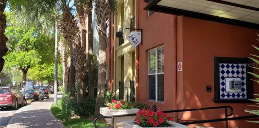 Condominio en Tampa, Florida, 1 dormitorio № 2114693