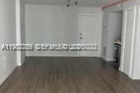 Снять в аренду кондоминиум в Майами-Бич, Флорида 1 спальня, 62.8м2, № 2050615 - фото 9