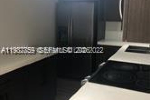 Снять в аренду кондоминиум в Майами-Бич, Флорида 1 спальня, 62.8м2, № 2050615 - фото 5