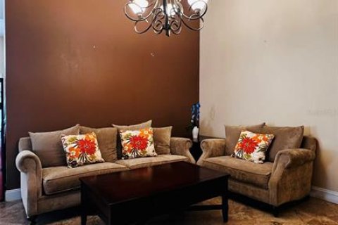 House in Odessa, Florida 4 bedrooms, 239.87 sq.m. № 1847928 - photo 6