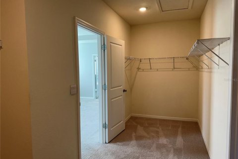 House in Bradenton, Florida 4 bedrooms, 312.34 sq.m. № 1787656 - photo 25