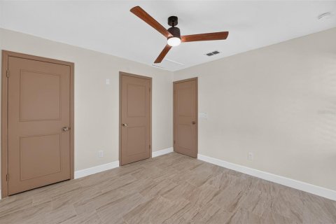 Villa ou maison à vendre à New Smyrna Beach, Floride: 3 chambres, 135.27 m2 № 2361112 - photo 20