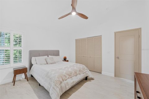 Villa ou maison à vendre à New Smyrna Beach, Floride: 3 chambres, 135.27 m2 № 2361112 - photo 24