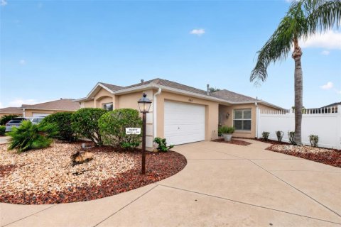 Casa en venta en The Villages, Florida, 2 dormitorios, 107.02 m2 № 2408452 - foto 2