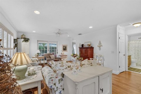 Casa en venta en The Villages, Florida, 2 dormitorios, 107.02 m2 № 2408452 - foto 8