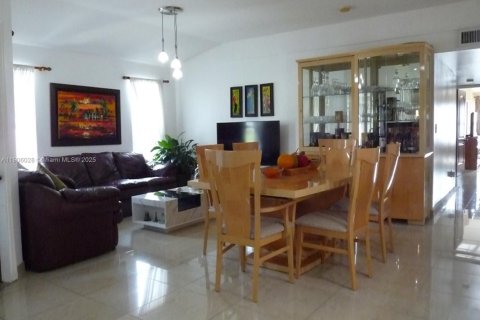 Copropriété à vendre à Longwood, Floride: 3 chambres, 147.34 m2 № 1966211 - photo 21