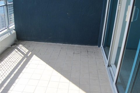 Copropriété à louer à Miami, Floride: 1 chambre, 63.64 m2 № 2153733 - photo 5