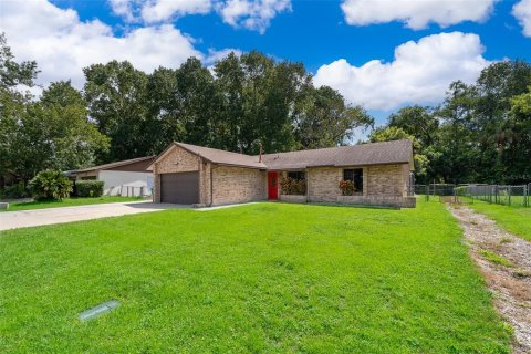 House in Winter Springs, Florida 3 bedrooms, 106.84 sq.m. № 1824332 - photo 3