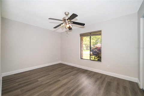 House in Winter Springs, Florida 3 bedrooms, 106.84 sq.m. № 1824332 - photo 16