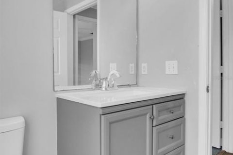 Condo in Tampa, Florida, 3 bedrooms  № 2112906 - photo 21