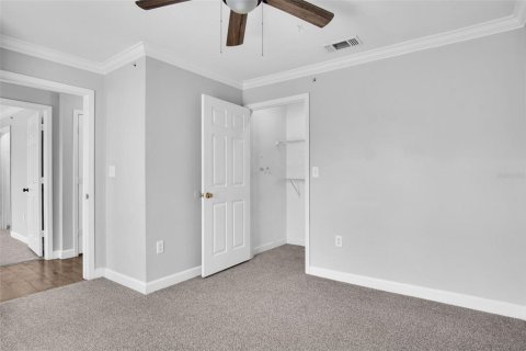 Condo in Tampa, Florida, 3 bedrooms  № 2112906 - photo 20