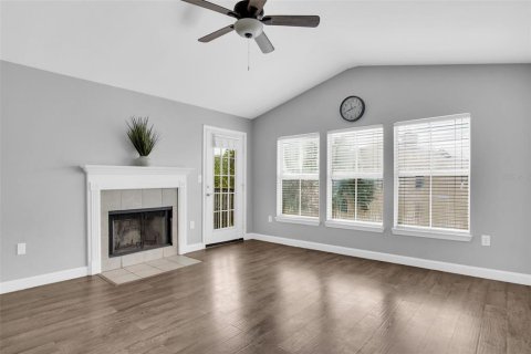 Condo in Tampa, Florida, 3 bedrooms  № 2112906 - photo 2
