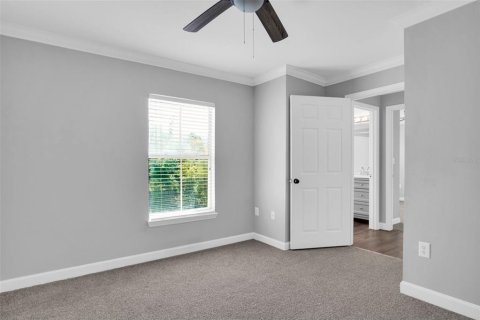 Condo in Tampa, Florida, 3 bedrooms  № 2112906 - photo 22