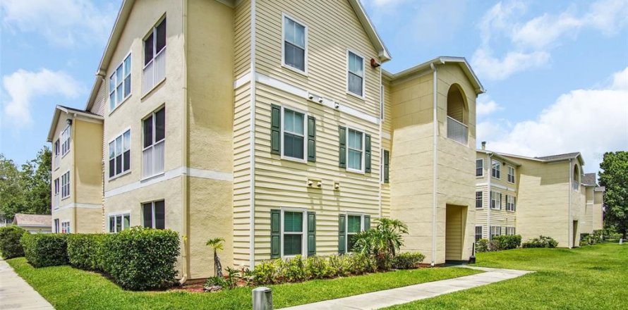 Condo in Tampa, Florida, 3 bedrooms  № 2112906