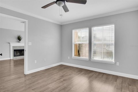 Condo in Tampa, Florida, 3 bedrooms  № 2112906 - photo 8