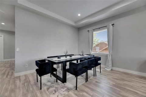 Casa en venta en Saint Petersburg, Florida, 4 dormitorios, 289.67 m2 № 1791704 - foto 15