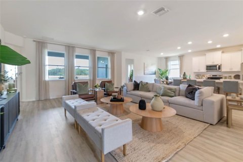 Casa en venta en Ocoee, Florida, 4 dormitorios, 219.34 m2 № 2237031 - foto 5