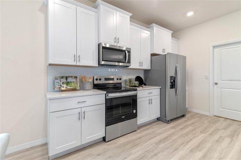 Casa en venta en Ocoee, Florida, 4 dormitorios, 219.34 m2 № 2237031 - foto 11