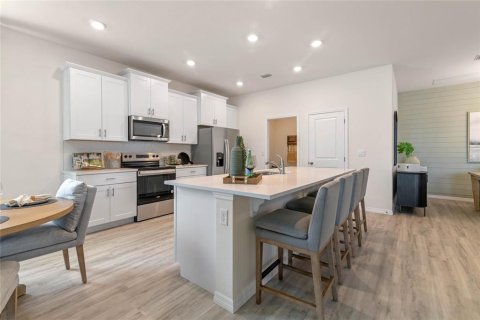 Casa en venta en Ocoee, Florida, 4 dormitorios, 219.34 m2 № 2237031 - foto 10