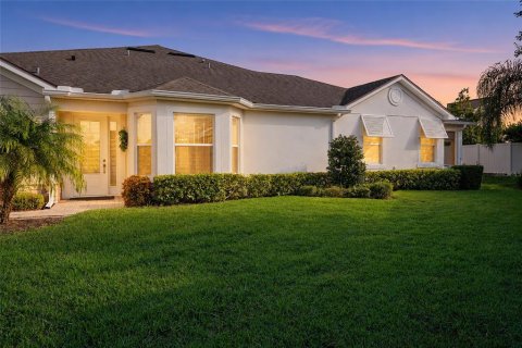 Villa ou maison à vendre à Sarasota, Floride: 2 chambres, 153.01 m2 № 2416991 - photo 2