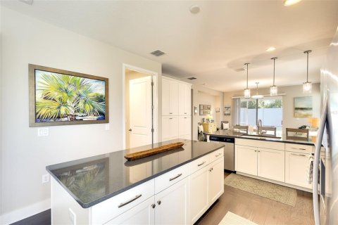 Villa ou maison à vendre à Sarasota, Floride: 2 chambres, 153.01 m2 № 2416991 - photo 7