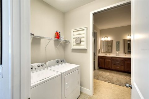 Villa ou maison à vendre à Sarasota, Floride: 2 chambres, 153.01 m2 № 2416991 - photo 26