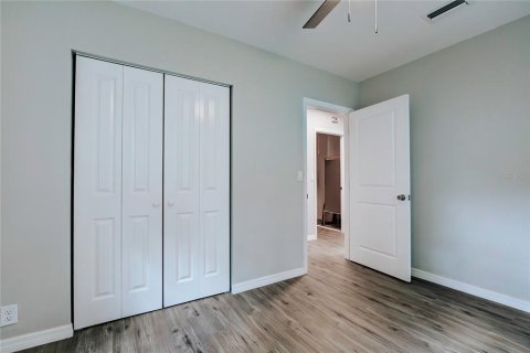 House in Wildwood, Florida 2 bedrooms, 98.85 sq.m. № 2166163 - photo 30