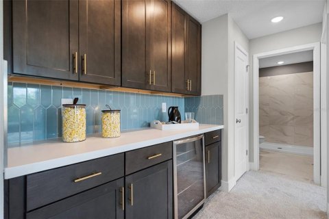 Casa en venta en Apopka, Florida, 4 dormitorios, 279.82 m2 № 1801988 - foto 9