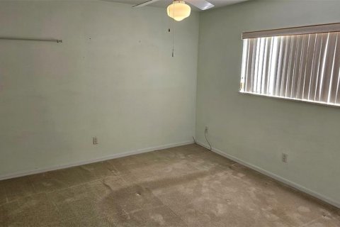 House in New Smyrna Beach, Florida 2 bedrooms, 145.67 sq.m. № 1572267 - photo 6