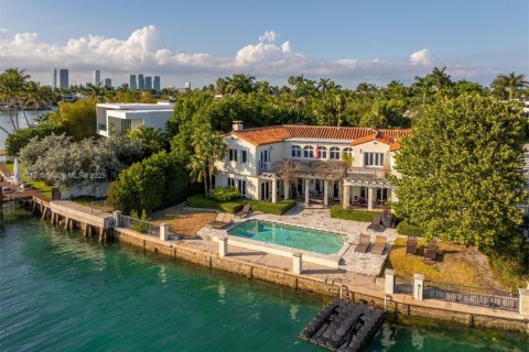 Купить виллу или дом в Майами-Бич, Флорида 4 спальни, 469.16м2, № 2040151 - фото 10