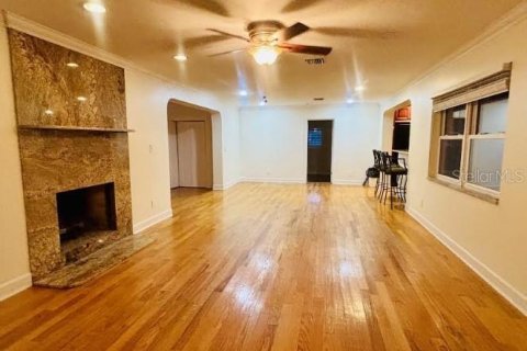 Villa ou maison à louer à Saint Petersburg, Floride: 3 chambres, 201.13 m2 № 1918645 - photo 4