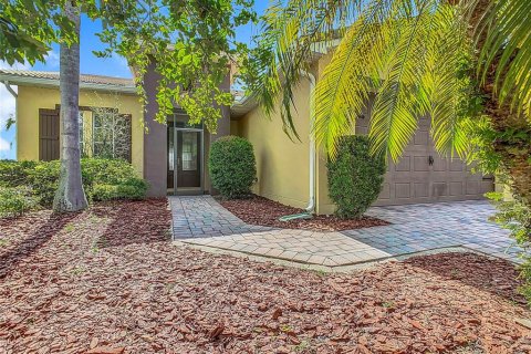 Villa ou maison à vendre à Kissimmee, Floride: 3 chambres, 190.08 m2 № 1886341 - photo 3