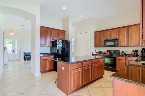 Villa ou maison à vendre à Kissimmee, Floride: 3 chambres, 190.08 m2 № 1886341 - photo 11