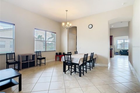 Villa ou maison à vendre à Kissimmee, Floride: 3 chambres, 190.08 m2 № 1886341 - photo 7