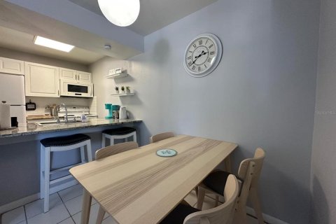 Copropriété à vendre à Clearwater, Floride: 2 chambres, 75.53 m2 № 1648738 - photo 6