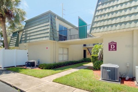 Copropriété à vendre à Clearwater, Floride: 2 chambres, 75.53 m2 № 1648738 - photo 1