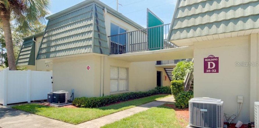 Condominio en Clearwater, Florida, 2 dormitorios № 1648738