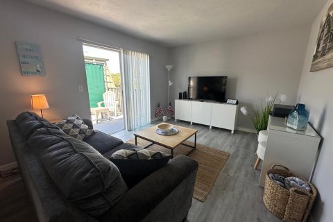Copropriété à vendre à Clearwater, Floride: 2 chambres, 75.53 m2 № 1648738 - photo 3