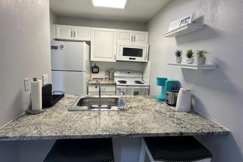 Copropriété à vendre à Clearwater, Floride: 2 chambres, 75.53 m2 № 1648738 - photo 7