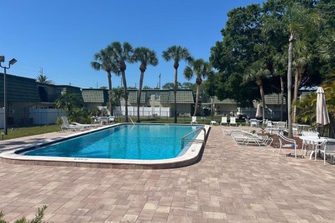 Copropriété à vendre à Clearwater, Floride: 2 chambres, 75.53 m2 № 1648738 - photo 17