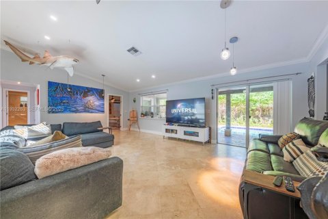 Купить виллу или дом в Дирфилд-Бич, Флорида 3 спальни, 138.8м2, № 1990820 - фото 17