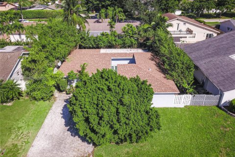 Купить виллу или дом в Дирфилд-Бич, Флорида 3 спальни, 138.8м2, № 1990820 - фото 9