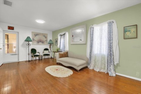 Commercial property in Dundee, Florida 185.25 sq.m. № 2133732 - photo 16