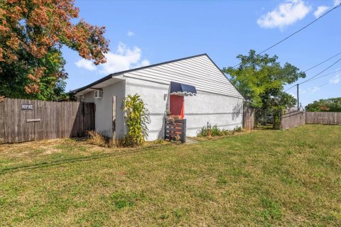 Commercial property in Dundee, Florida 185.25 sq.m. № 2133732 - photo 24
