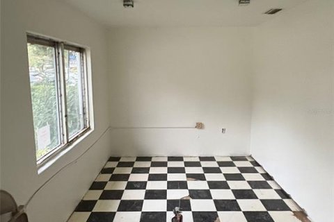 Купить коммерческую недвижимость в Брэндон, Флорида 137.5м2, № 1736446 - фото 5