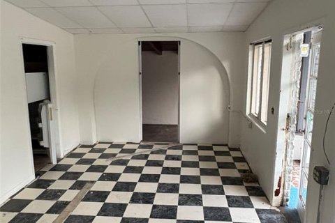 Купить коммерческую недвижимость в Брэндон, Флорида 137.5м2, № 1736446 - фото 7