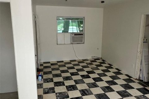 Immobilier commercial à vendre à Brandon, Floride: 137.5 m2 № 1736446 - photo 6