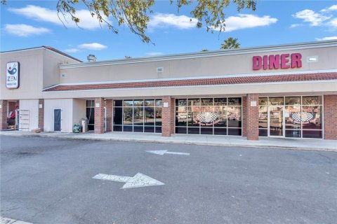 Propiedad comercial en alquiler en Gainesville, Florida, 231.23 m2 № 1803333 - foto 28