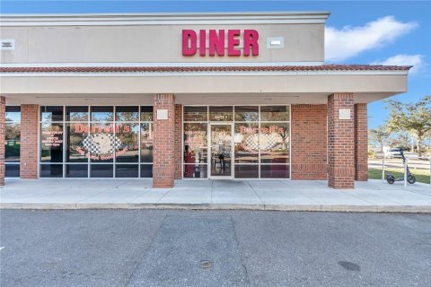 Propiedad comercial en alquiler en Gainesville, Florida, 231.23 m2 № 1803333 - foto 27