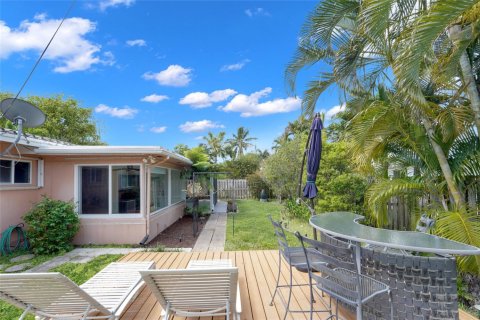 Villa ou maison à louer à Pompano Beach, Floride: 2 chambres, 138.05 m2 № 1065443 - photo 1